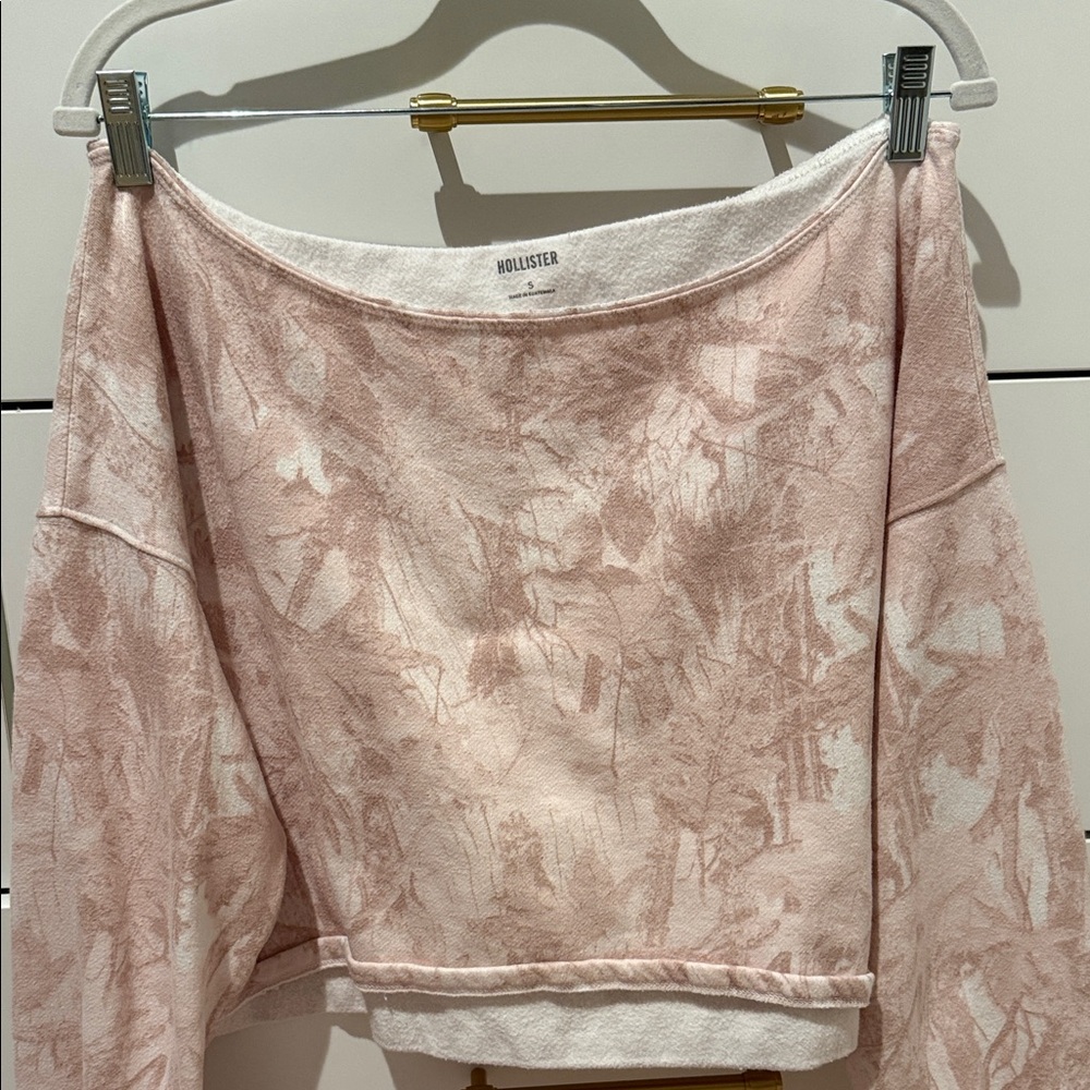 Hollister Light Pink Abstract Sweatshirt